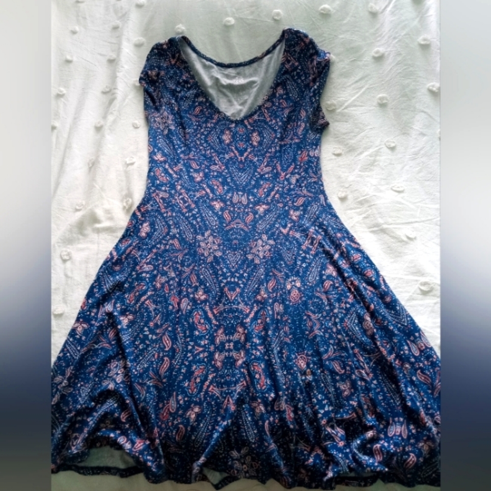 Decree Blue Patterned Skater Dress. Size Medium.